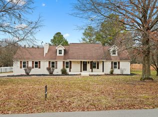 2119 Fox Hill Dr, Murfreesboro, TN 37130