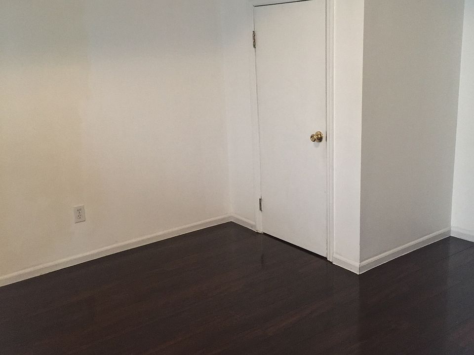 2nd image of 223 Buel Ave #2