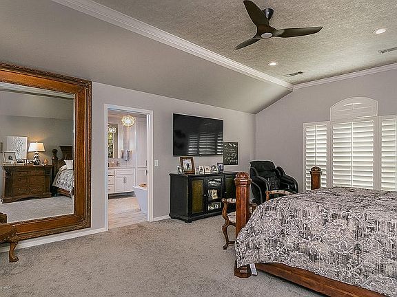 2nd image of 4605 Aberdeen Dr