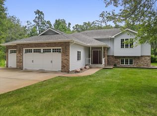 324 322nd Ln NW, Cambridge, MN 55008