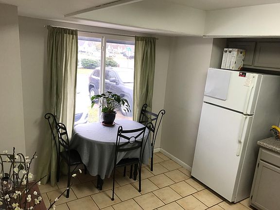 4th image of 791 Quesnel Dr