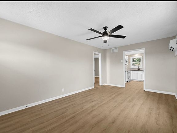 3rd image of 442 Wilclay Dr #B