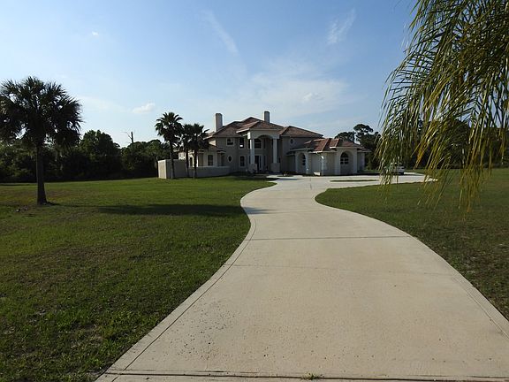 2nd image of 5735 60th Ave