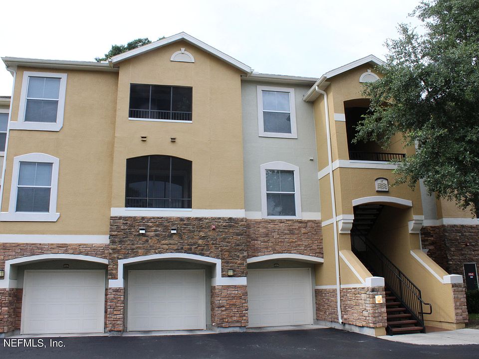 1st image of 8539 GATE Parkway W #1732
