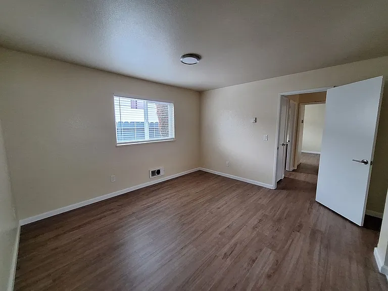 3122 Crescent Ave — Photo 17