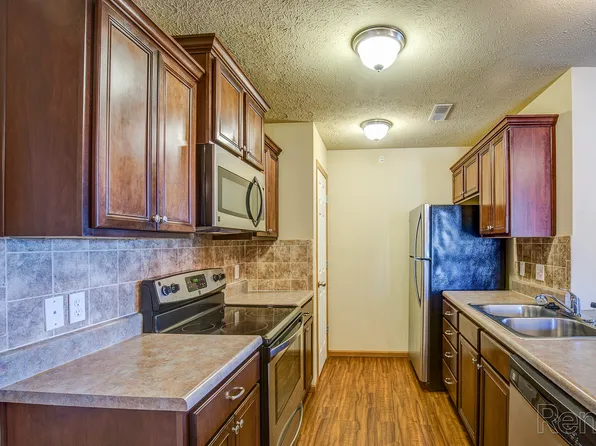 Weaver Creek Apartments