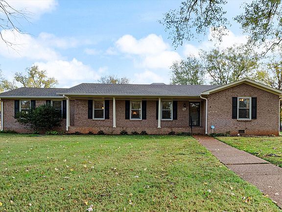 2nd image of 2242 Surrey Dr