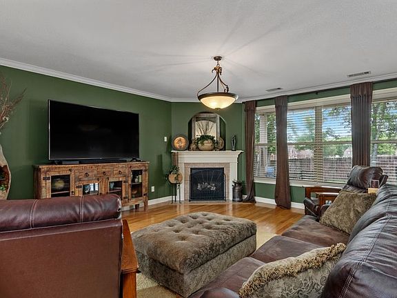 5th image of 5495 Chapel Meadow Cv
