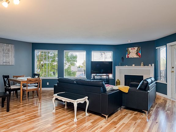 3rd image of 1369 George St #204