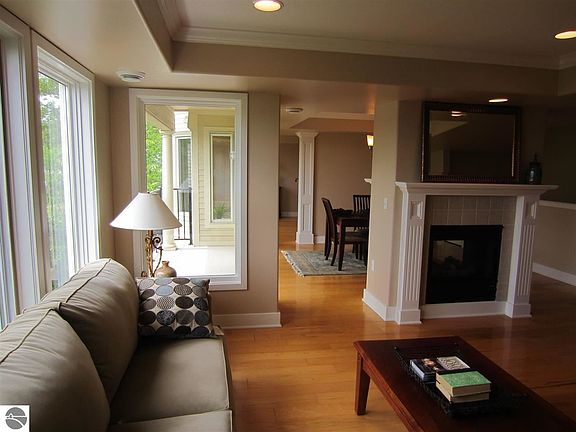 3rd image of 704 N Dockside Cir Unit C1