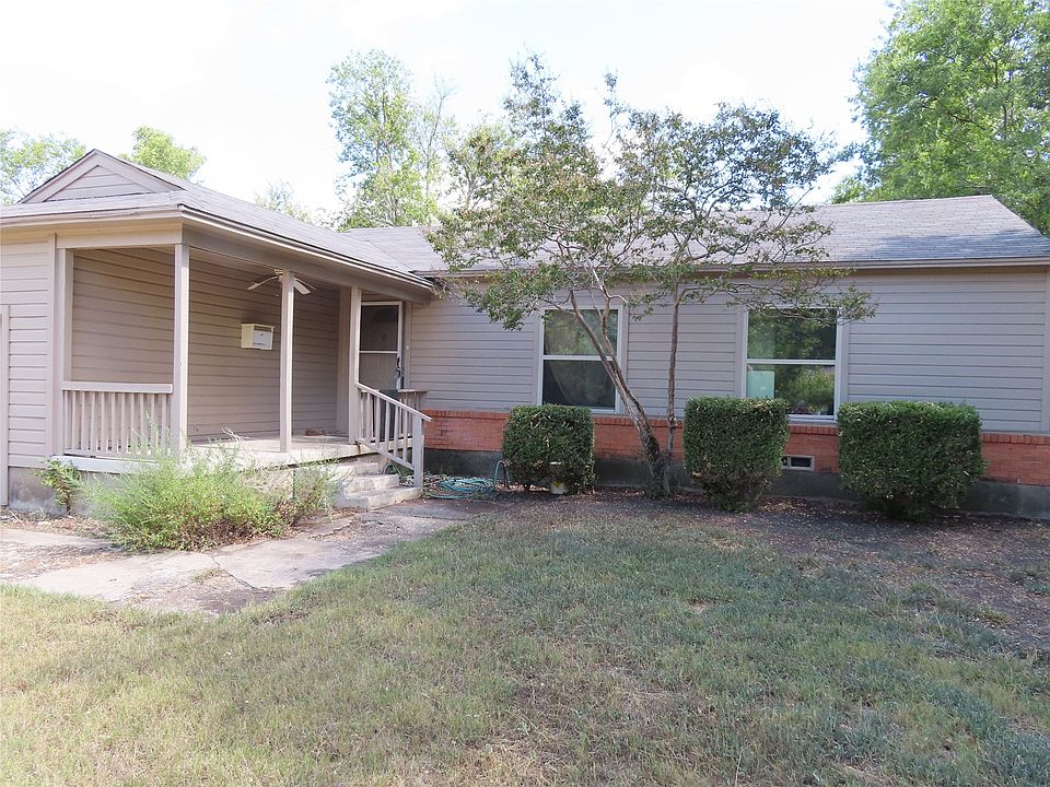 1st image of 10436 Benbrook Dr