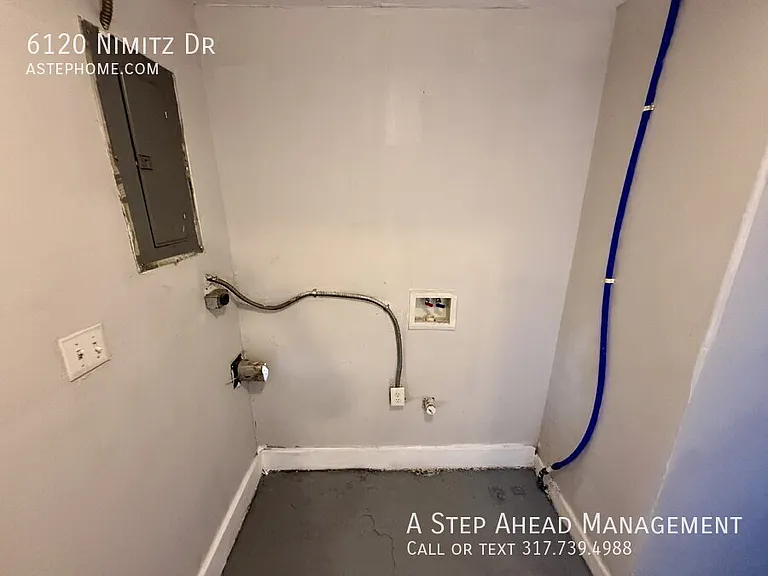 6120 Nimitz Dr — Photo 7