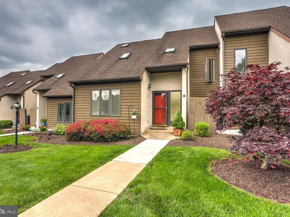 31 Hawk Valley Ln, Denver, PA 17517