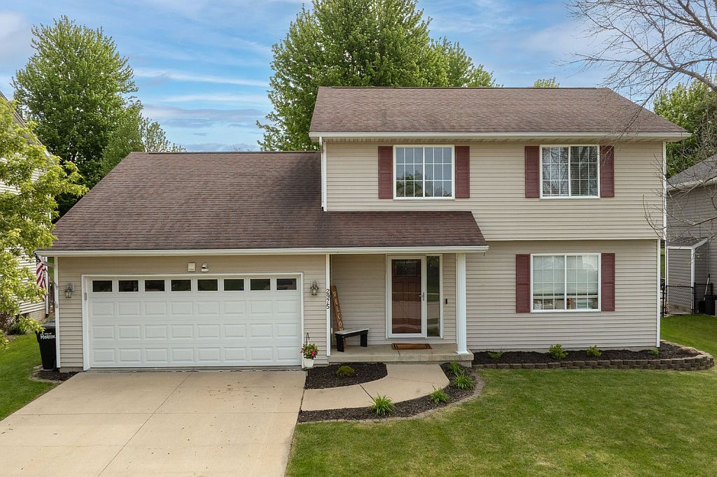 2975 Baker St - Property Image