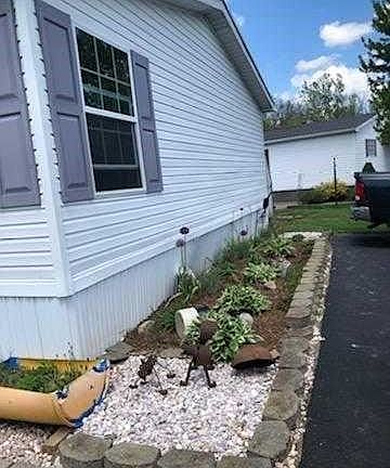 5th image of 816 Stoneybrook Trl