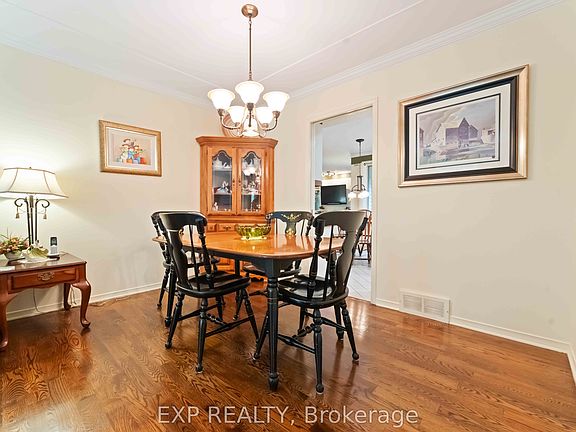 5th image of 16 Evelyn St