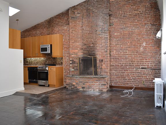 3rd image of 50 Pierrepont St APT 5