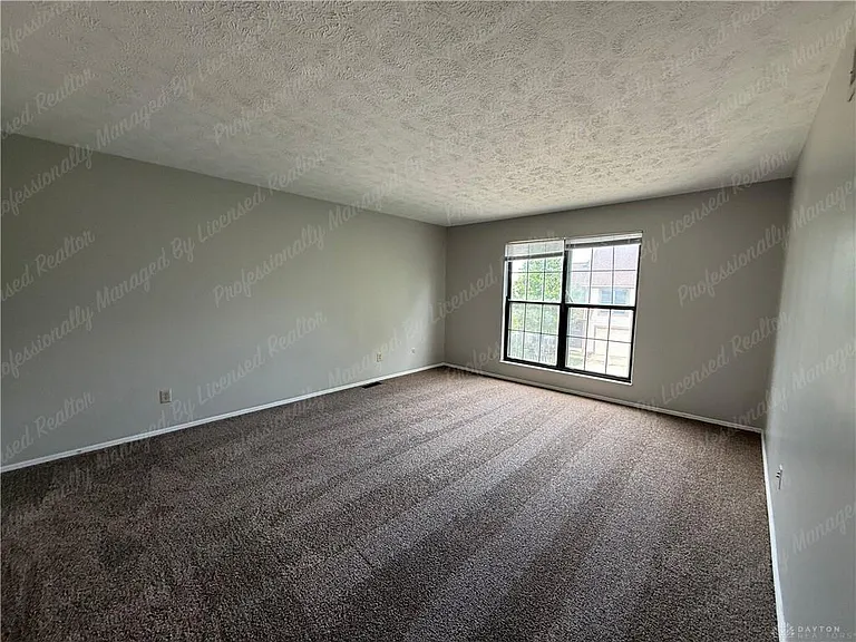 1453 Sanzon Dr — Photo 18