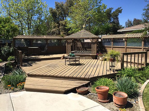 5th image of 585 Lanini Dr