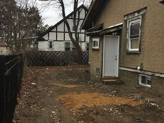 5th image of 18715 Hilburn Ave