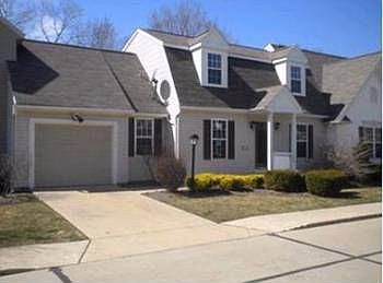 2nd image of 1116 Glencove Commons Dr