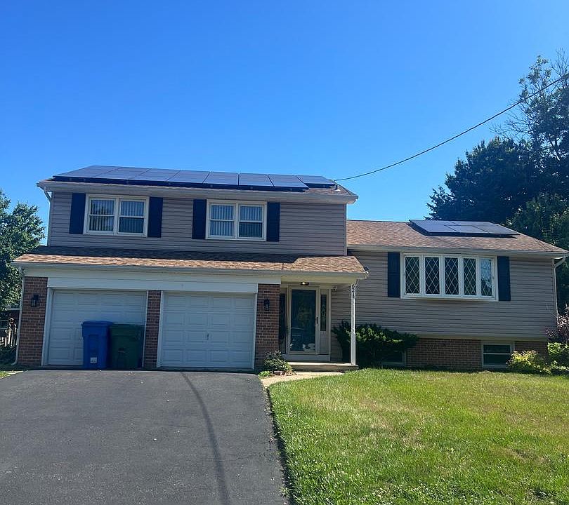 1st image of 621 Croyden Dr