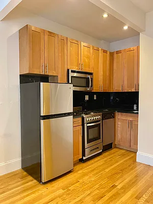 Rented by Waverly Realty Associates | media 14