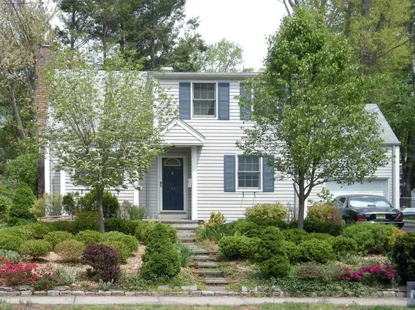 150 County Rd, Demarest, NJ 07627