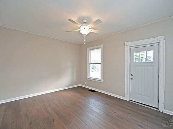 3rd image of 3187 McHenry Ave