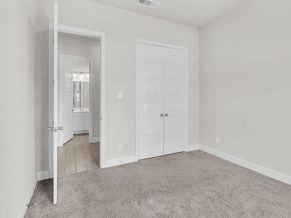 5th image of 7243 Crowell Ave