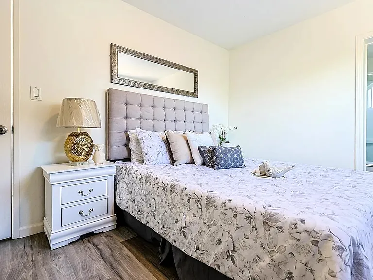 2911 California St #2 — Photo 15