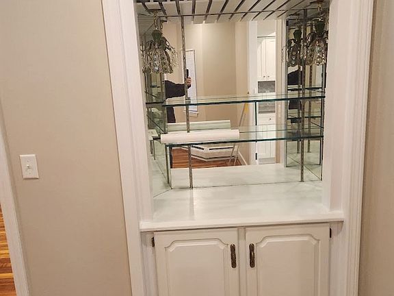 3rd image of 53 Albion St #1