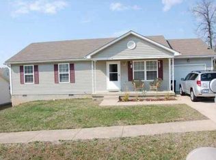 115 Hamilton St, Radcliff, KY 40160