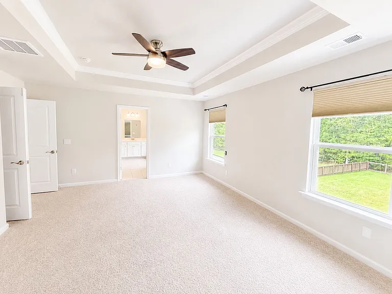 119 Cherry Grove Dr — Photo 16