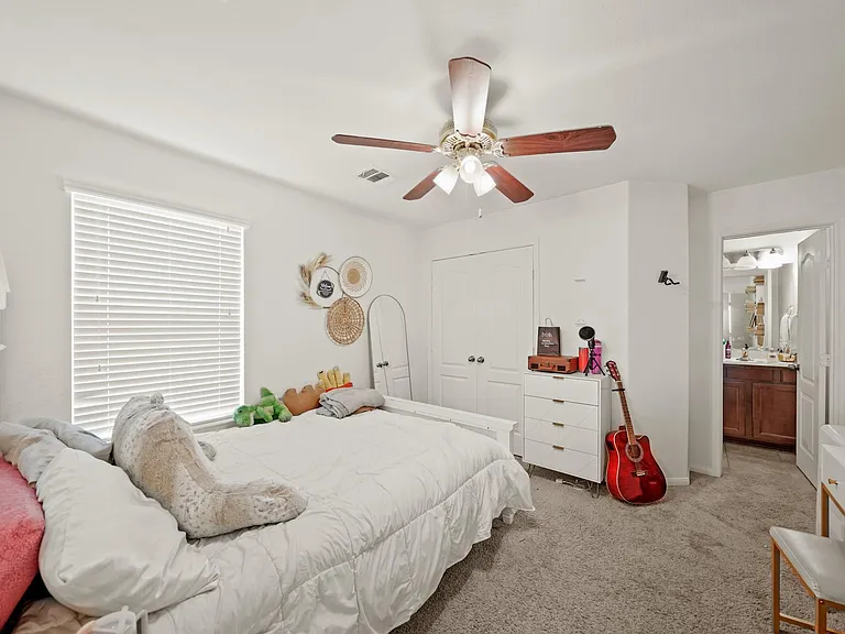 9957 Spring Rock Ln — Photo 11