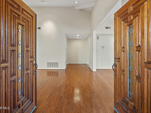 4th image of 1717 Royal Saint George Dr