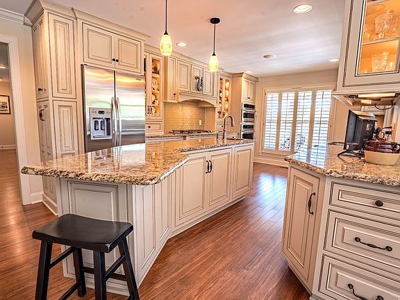 15th image of 199 Liles Ln