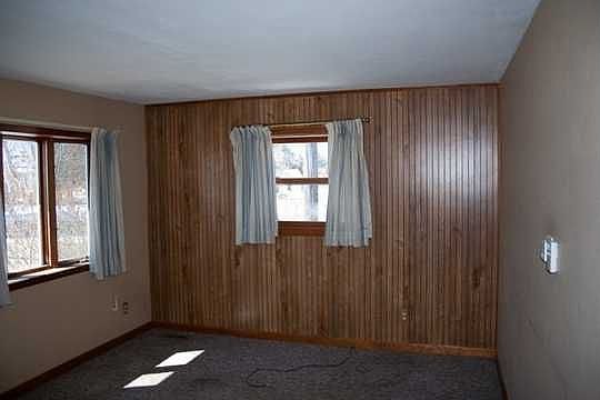 1st image of 1521 Lakeview Dr