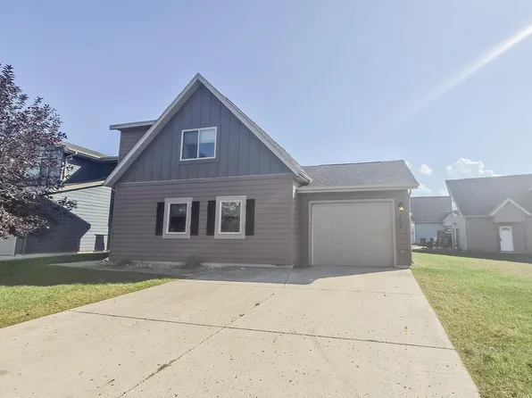 290 240th Ave #104, Arnolds Park, IA 51331