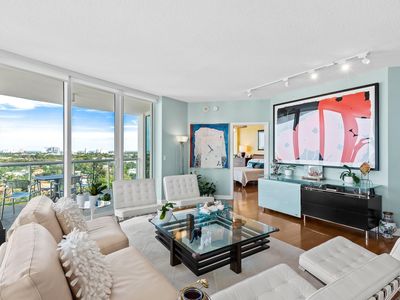 111 SE 8th Avenue #1402, Fort Lauderdale, FL, 33301