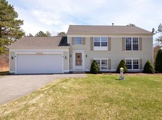31 Nathan Ln, Plymouth, MA 02360