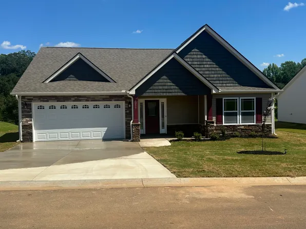 1215 Stoneleigh Rd, Inman, SC 29349