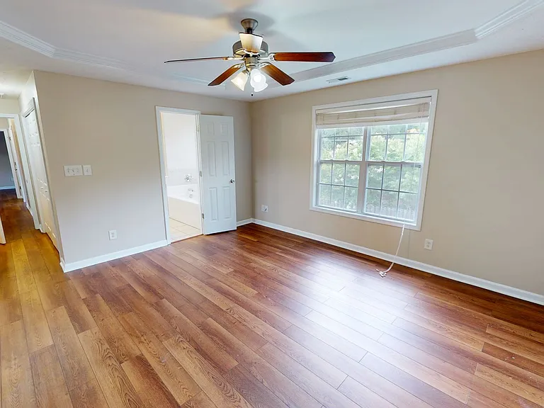 4920 Headwind Dr — Photo 10