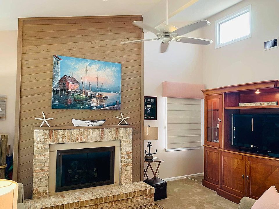 1st image of 916 Palen Ave #1