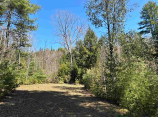 1201 E Peacham Rd, Barnet, VT 05821