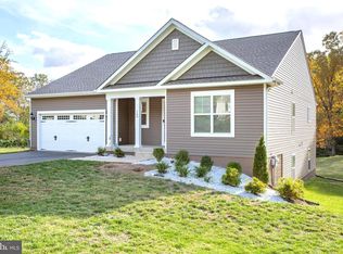 169 Kelley Rd, Fredericksburg, VA 22405