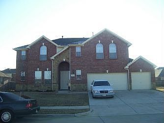 1st image of 2924 Blue Lake Dr