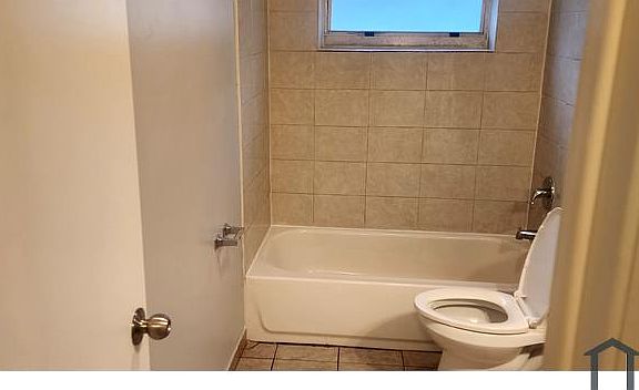 4th image of 1503 NW 8th Ave
