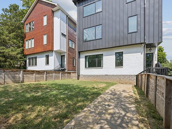 3rd image of 3102 Wellington Ave #A