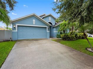 3306 Pin Oak Ln, Tampa, FL 33618